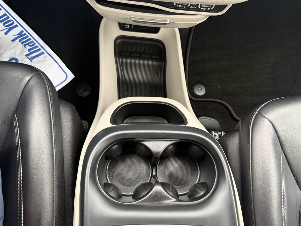 2023 Chrysler Pacifica - Gallery image 21
