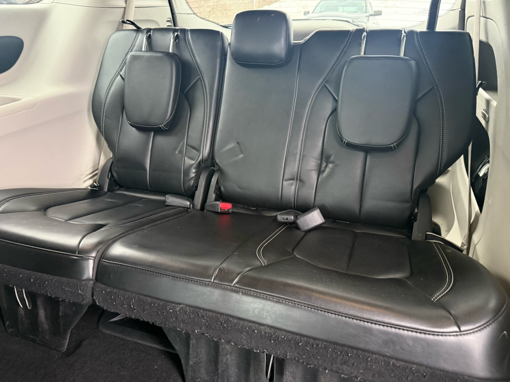 2023 Chrysler Pacifica - Gallery image 29