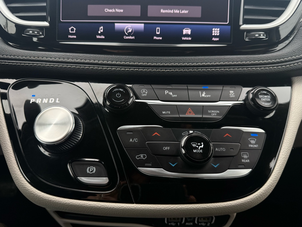 2023 Chrysler Pacifica - Gallery image 19