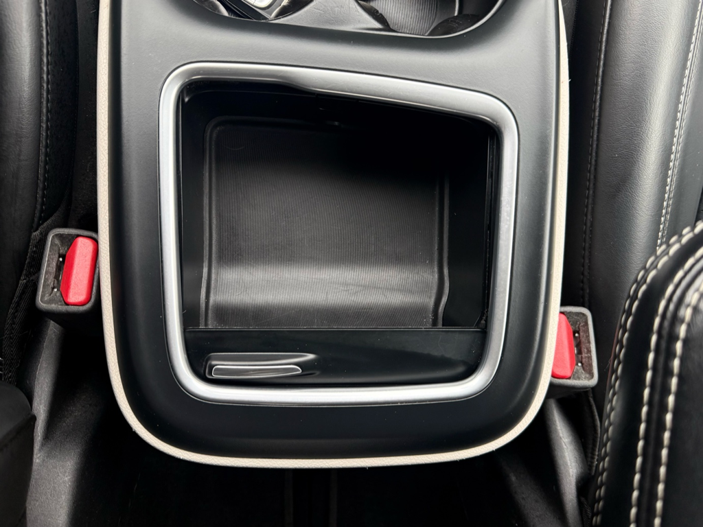 2023 Chrysler Pacifica - Gallery image 25