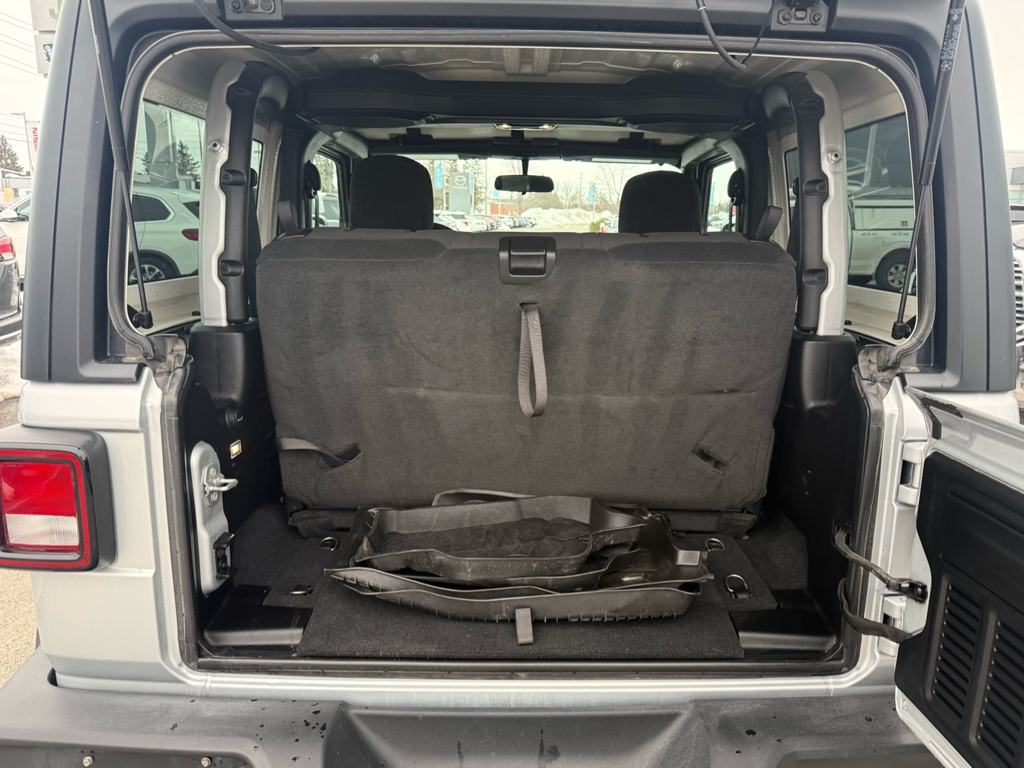 2022 Jeep Wrangler - Gallery image 26