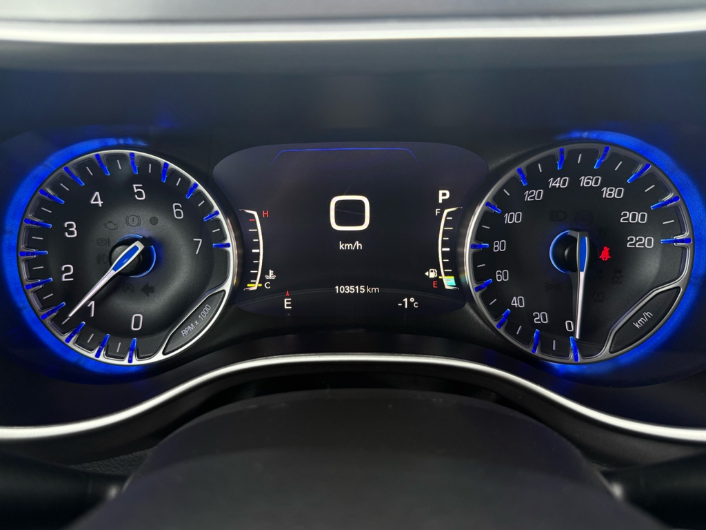 2023 Chrysler Pacifica - Gallery image 15