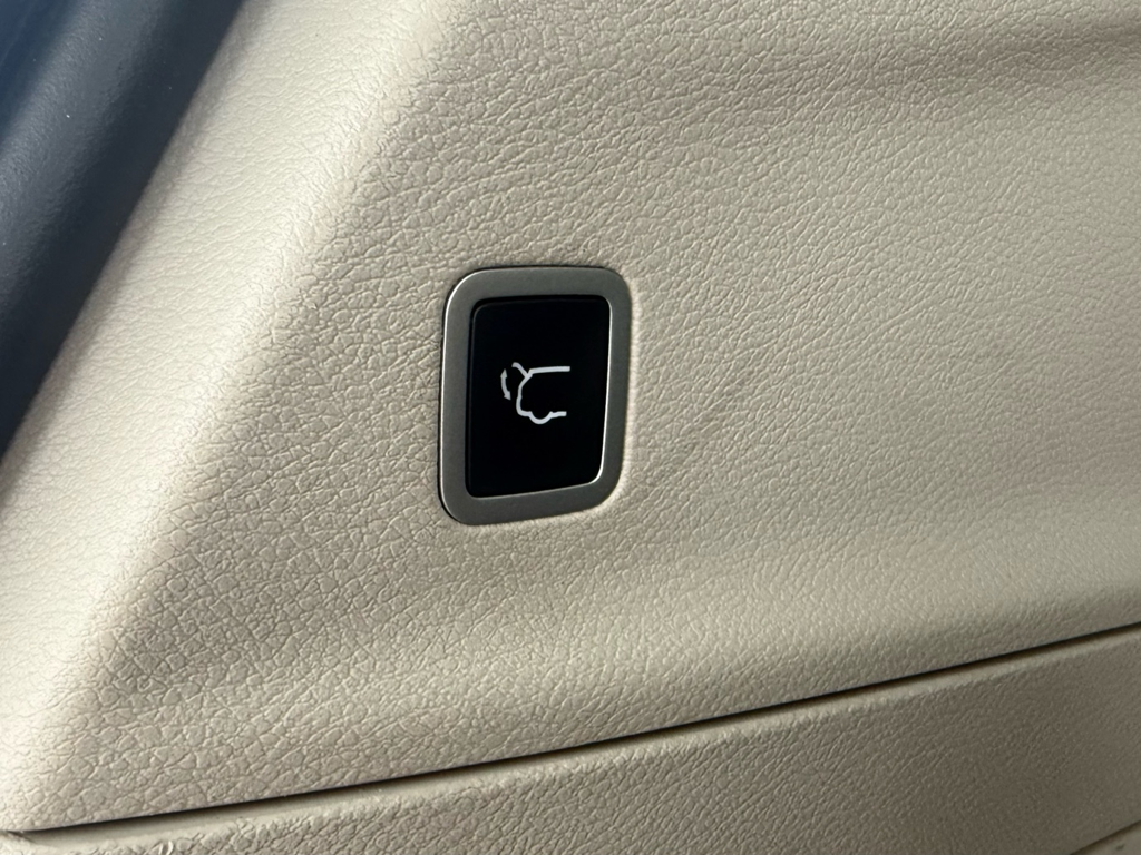 2023 Chrysler Pacifica - Gallery image 33