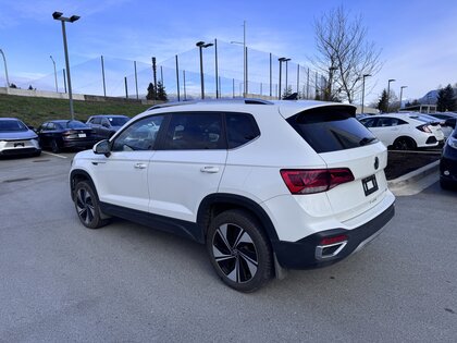 used 2023 Volkswagen Taos car