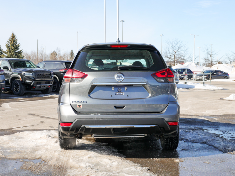 2017 Nissan Rogue - Gallery image 2
