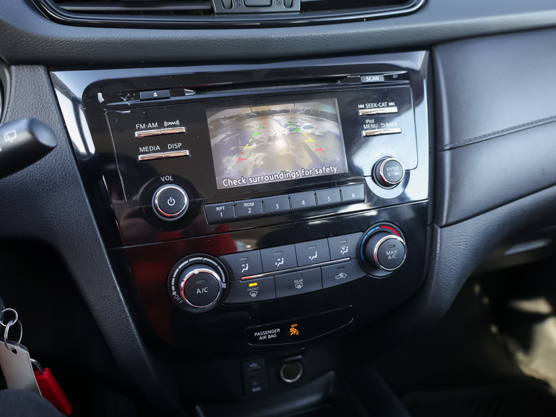 2017 Nissan Rogue - Gallery image 19