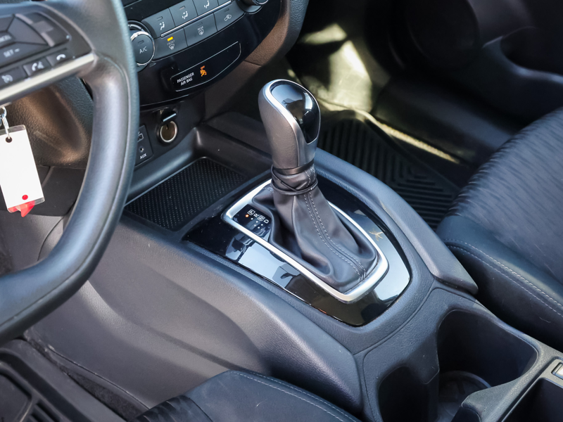 2017 Nissan Rogue - Gallery image 14