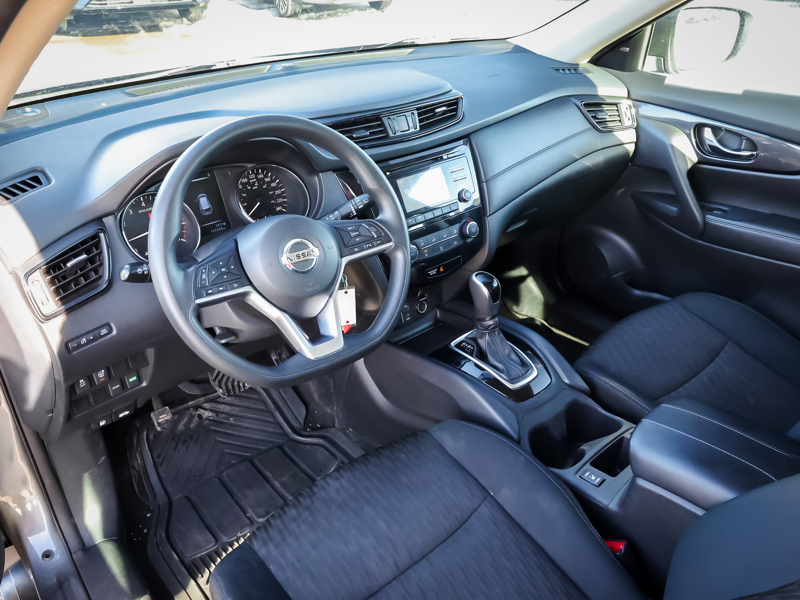 2017 Nissan Rogue - Gallery image 11