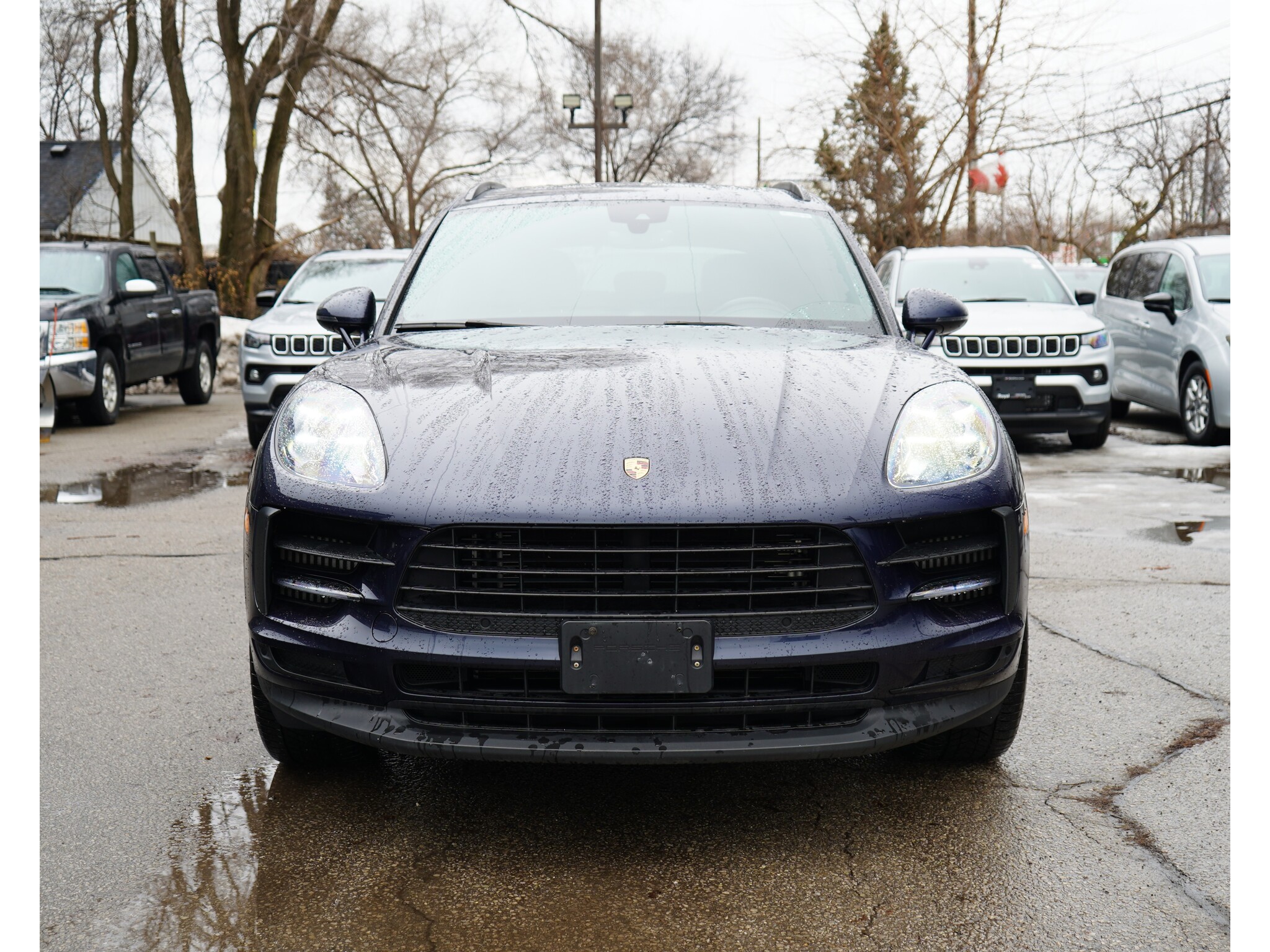 2019 PORSCHE MACAN
