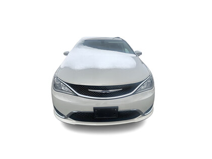 used 2017 Chrysler Pacifica car, priced at $15,998