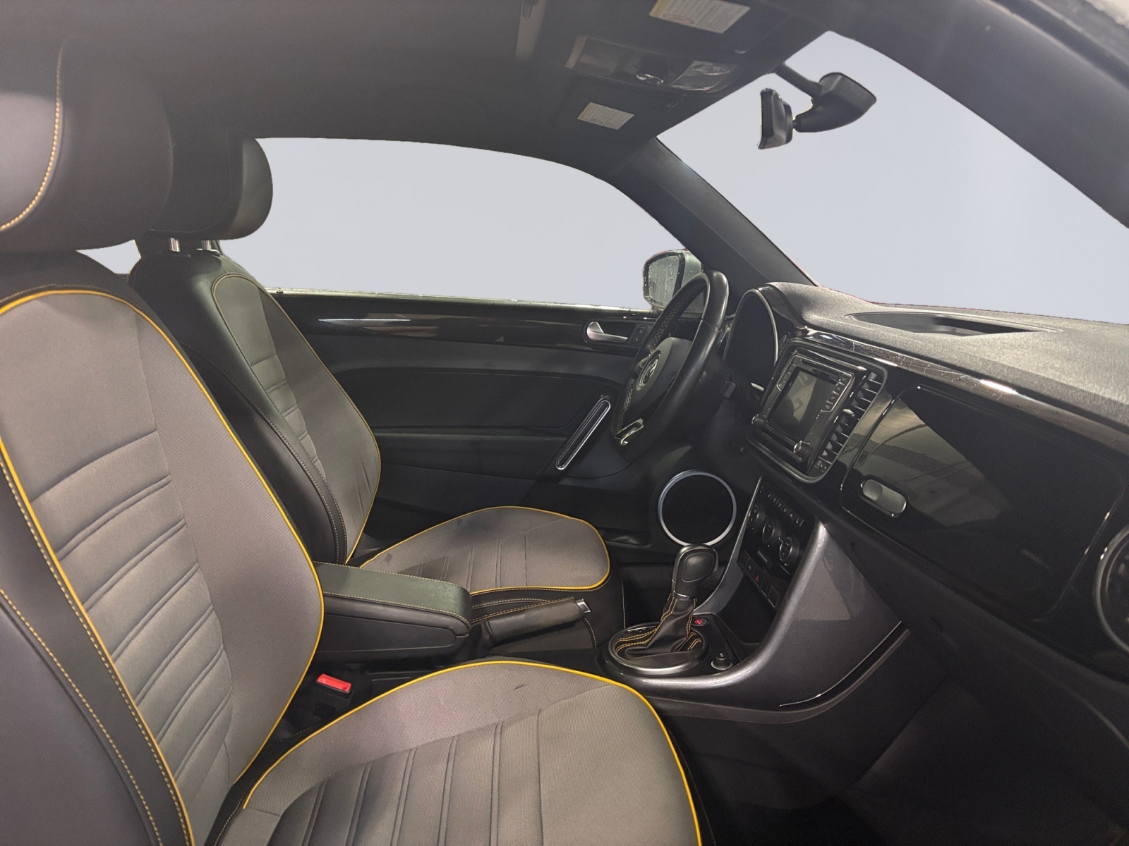 2019 Volkswagen Beetle