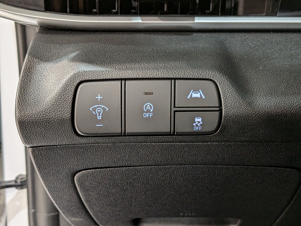 Hyundai Elantra 2022