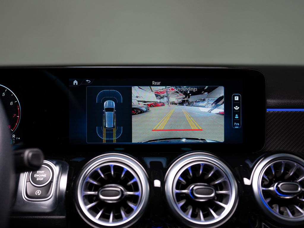 2025 Mercedes-Benz GLB 250 4MATIC, 多伦多, 全款车