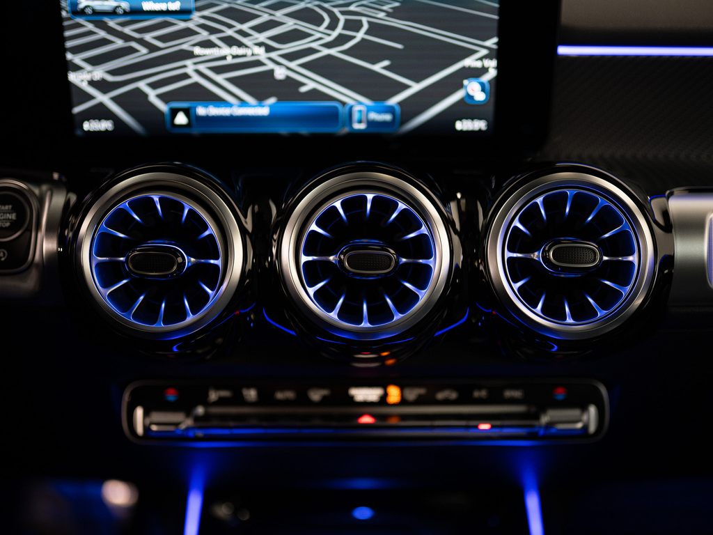 2025 Mercedes-Benz GLB 250 4MATIC, 多伦多, 全款车