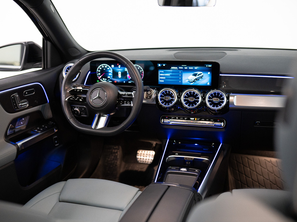 2025 Mercedes-Benz GLB 250 4MATIC, 多伦多, 全款车