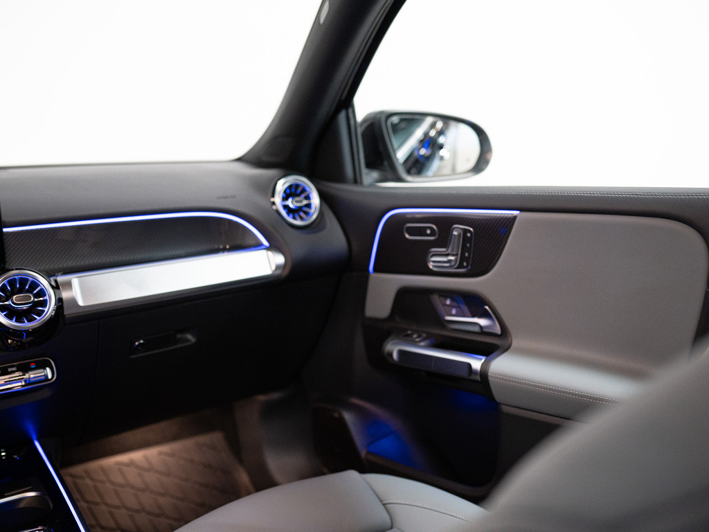 2025 Mercedes-Benz GLB 250 4MATIC, 多伦多, 全款车