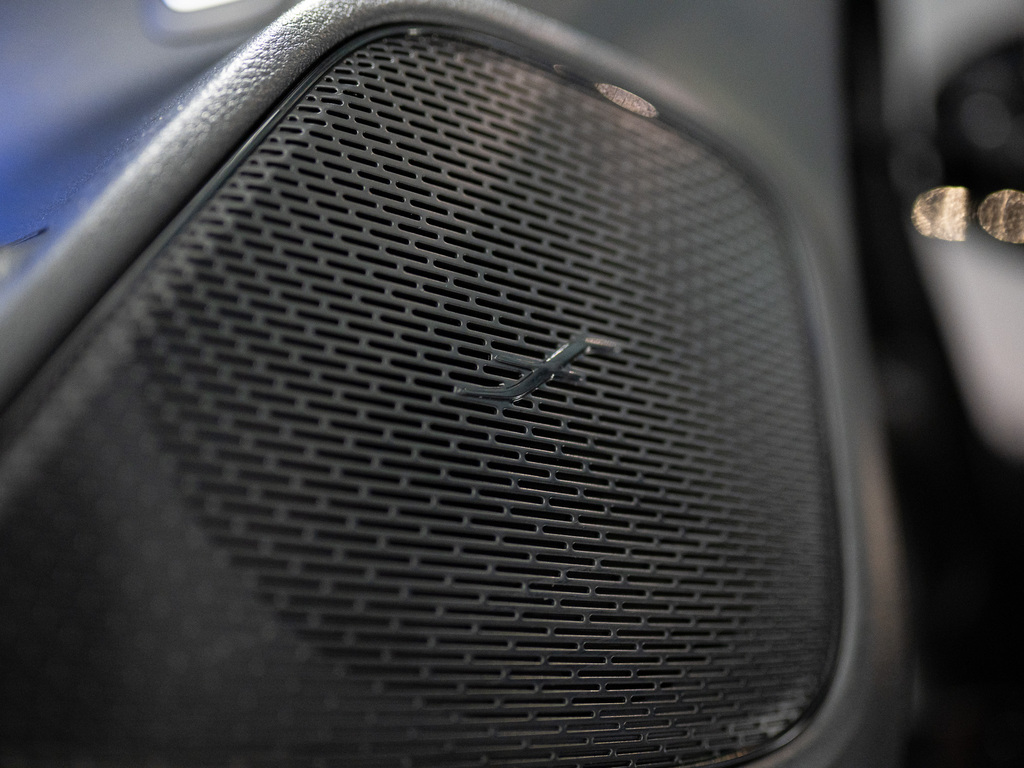 2025 Mercedes-Benz GLB 250 4MATIC, 多伦多, 全款车