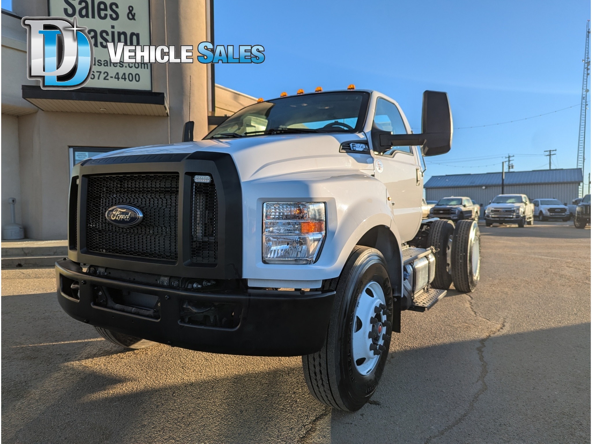 2023 Ford Super Duty F-650 Straight Frame