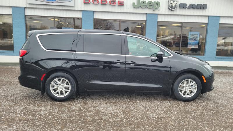 2026 Chrysler Grand Caravan