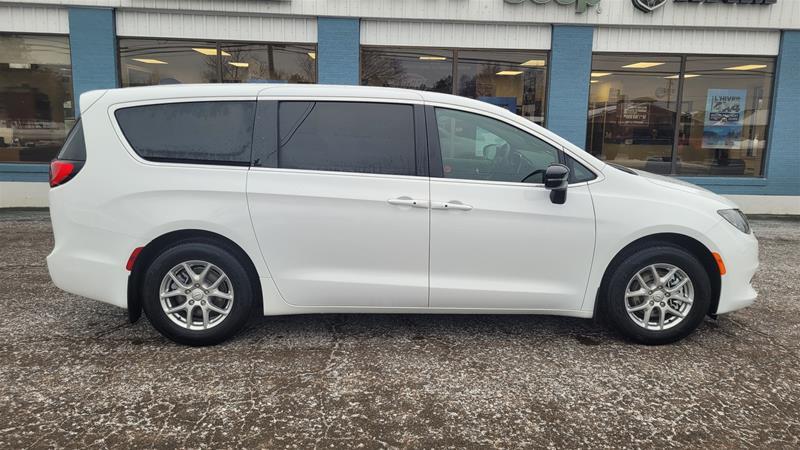 2026 Chrysler Grand Caravan