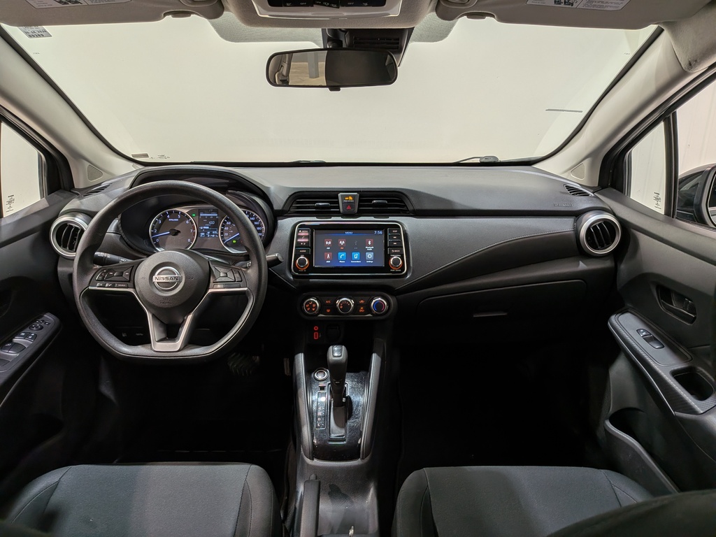 Nissan Versa 2021