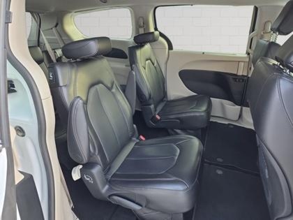 used 2024 Chrysler Pacifica car, priced at $36,287