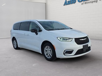 used 2024 Chrysler Pacifica car, priced at $36,287