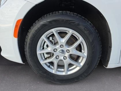 used 2024 Chrysler Pacifica car, priced at $36,287