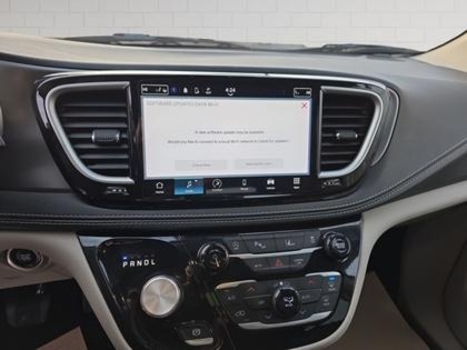 used 2024 Chrysler Pacifica car, priced at $36,287