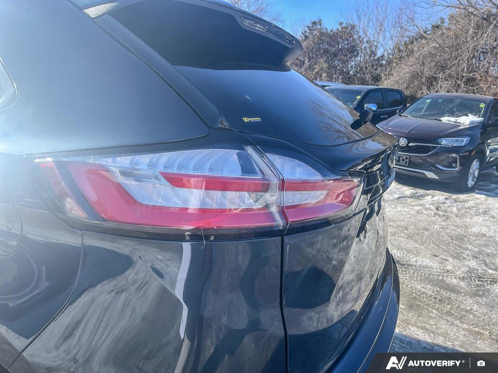 2022 Ford Edge - Gallery image 9