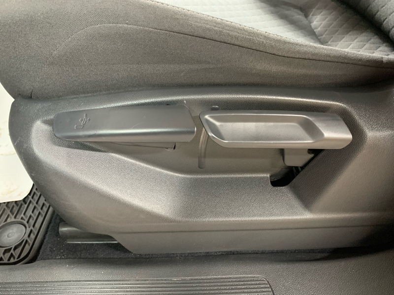 2018 Volkswagen Tiguan - Gallery image 17