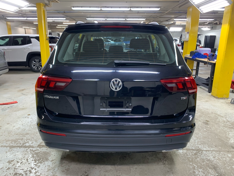 2018 Volkswagen Tiguan - Gallery image 3