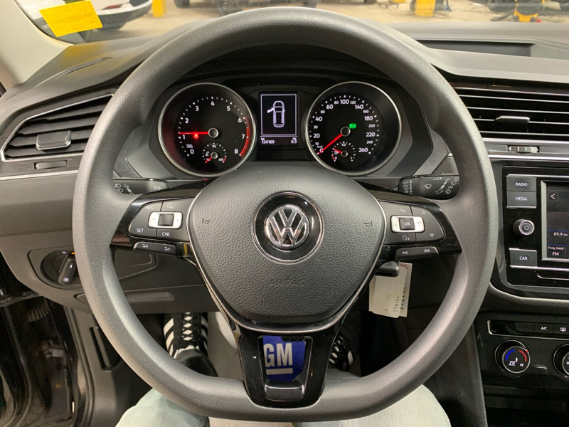2018 Volkswagen Tiguan - Gallery image 20