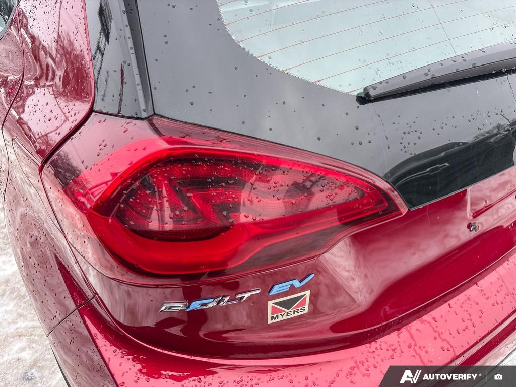 2017 Chevrolet Bolt EV - Gallery image 10