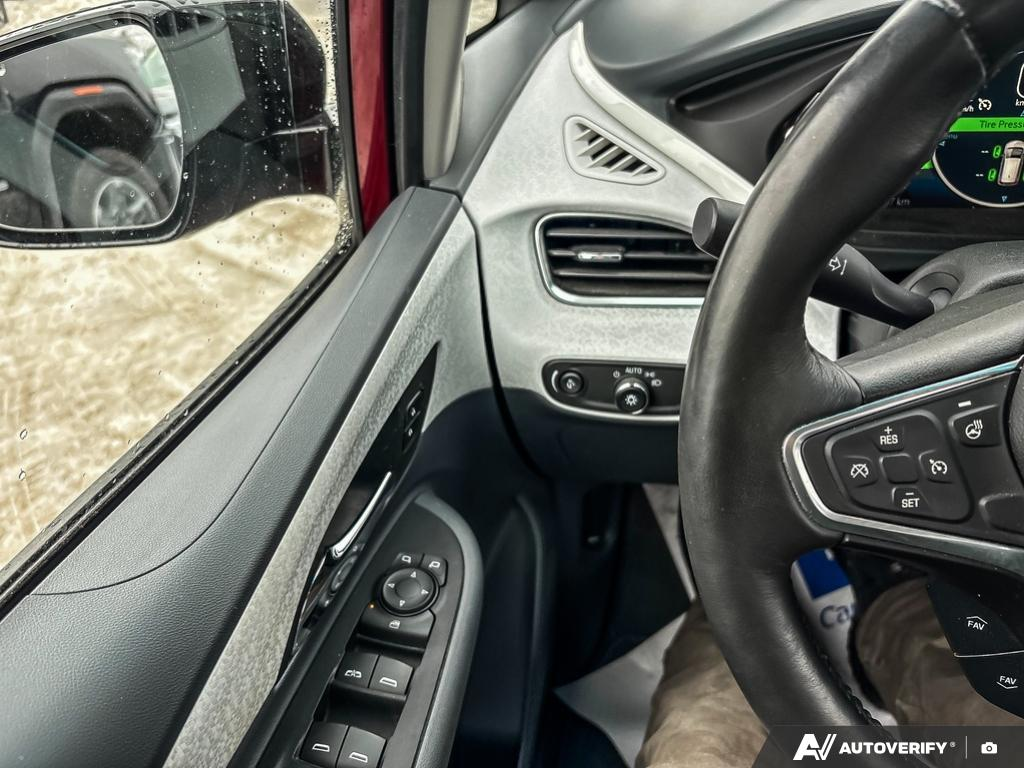 2017 Chevrolet Bolt EV - Gallery image 16