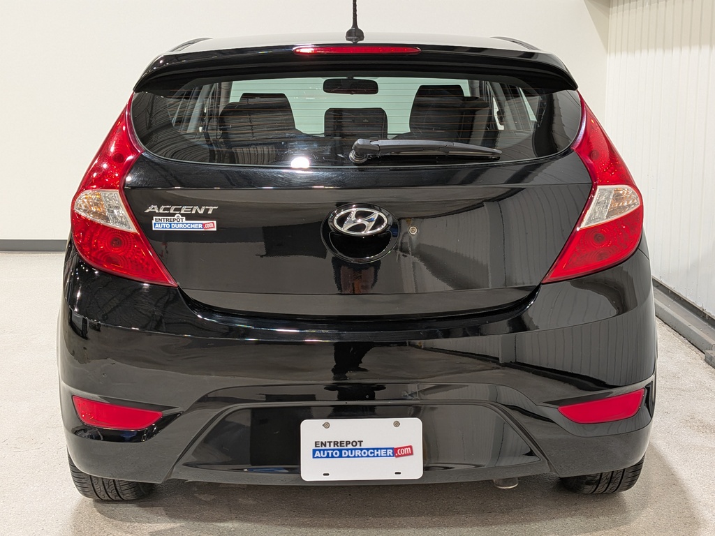 Hyundai Accent 2015
