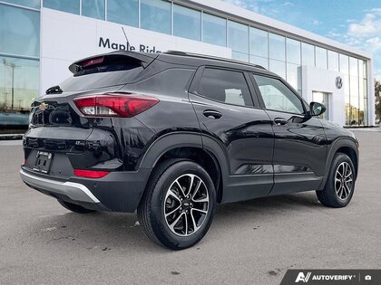 used 2025 Chevrolet TrailBlazer car, priced at $28,798