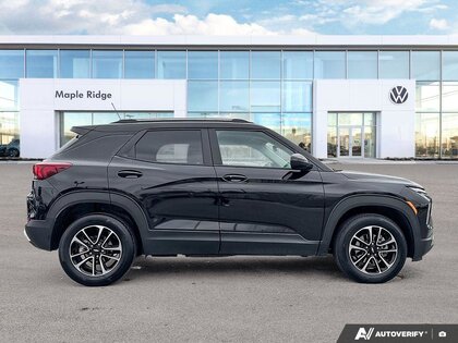 used 2025 Chevrolet TrailBlazer car, priced at $28,798