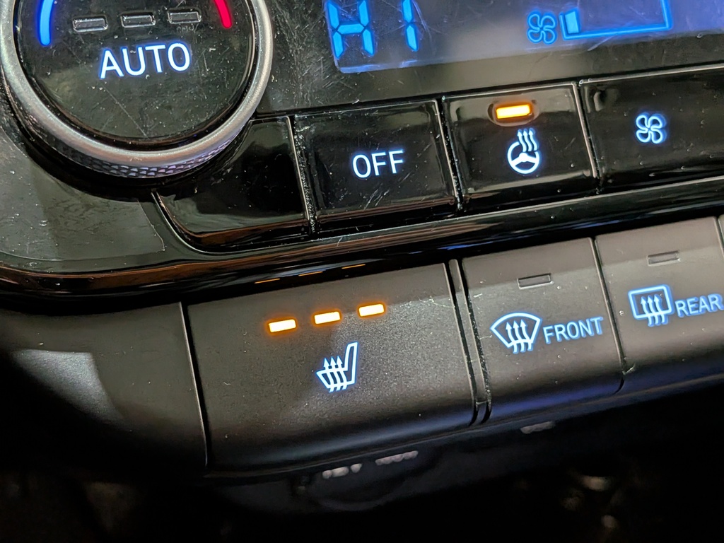 Hyundai Elantra 2024