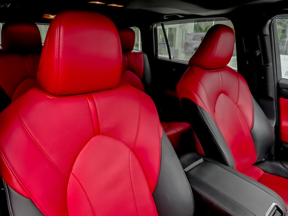 used 2021 Toyota Highlander car, priced at $45,995