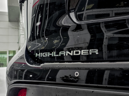 used 2021 Toyota Highlander car, priced at $45,995