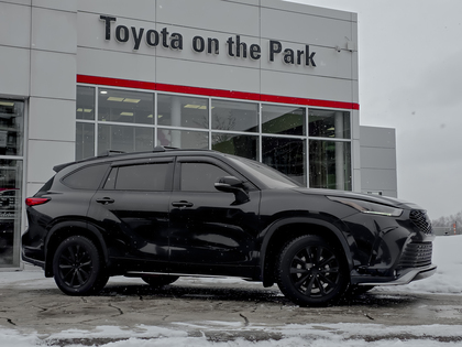 used 2021 Toyota Highlander car, priced at $45,995