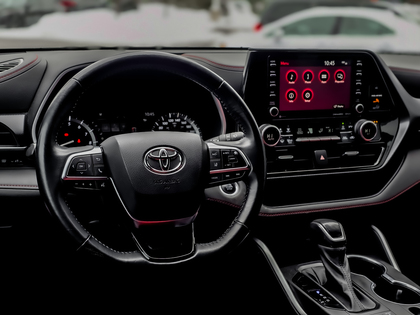 used 2021 Toyota Highlander car, priced at $45,995