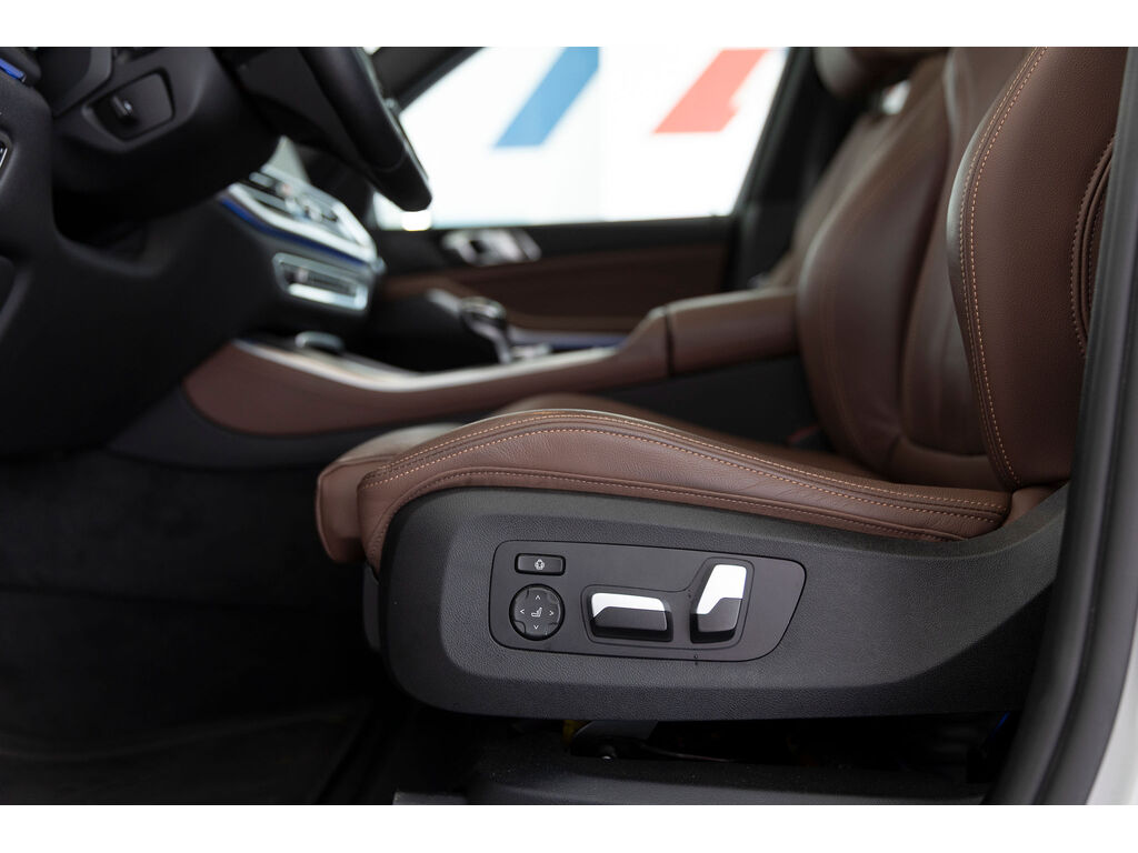 2022 BMW X5 PHEV xDrive45e, 温哥华, 全款车