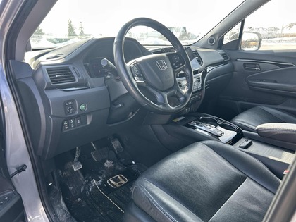 used 2020 Honda Pilot car, priced at $39,030