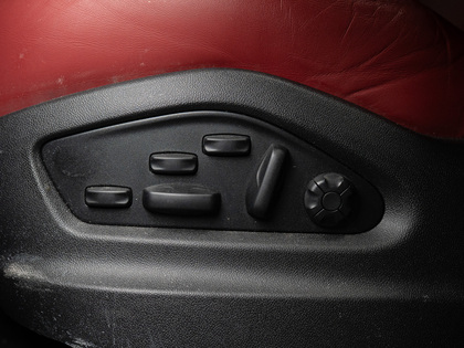 used 2022 Porsche Cayenne car, priced at $77,900