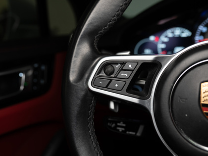 used 2022 Porsche Cayenne car, priced at $77,900