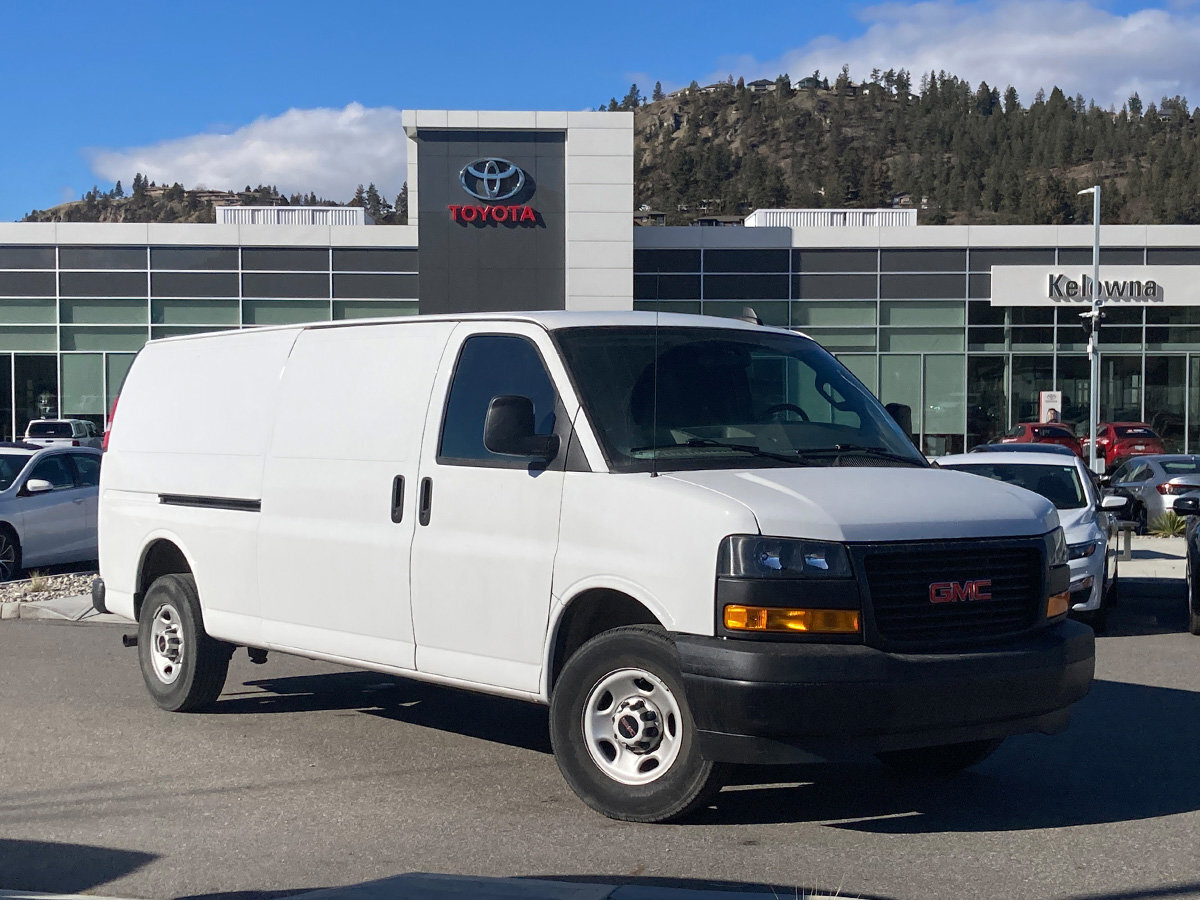 2023 GMC Savana Cargo Van