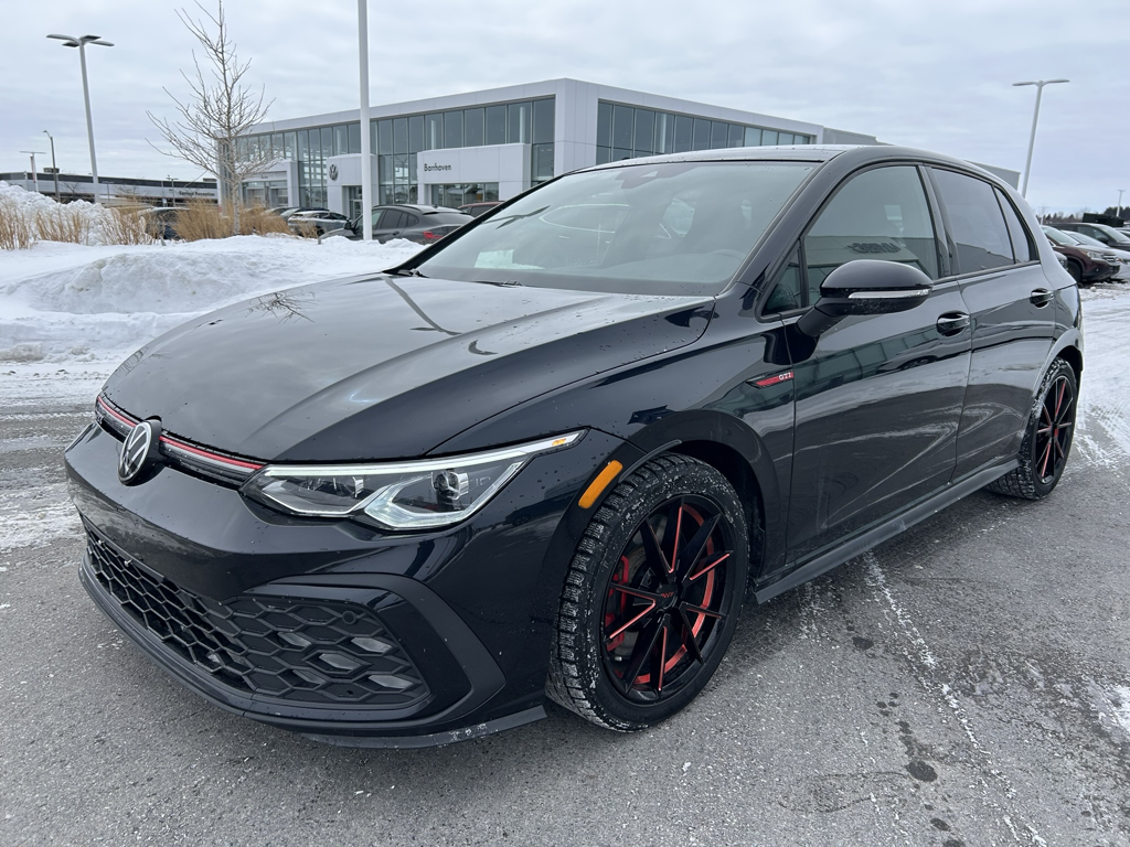 2022 Volkswagen Golf GTI - Gallery image 2