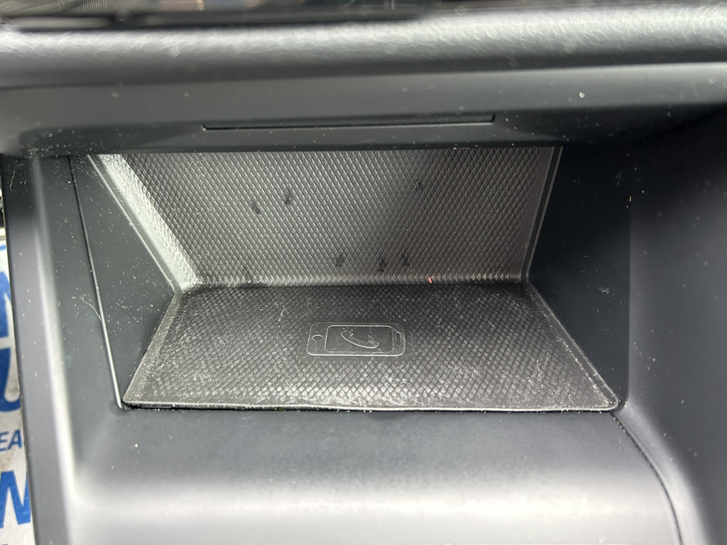 2022 Volkswagen Golf GTI - Gallery image 24